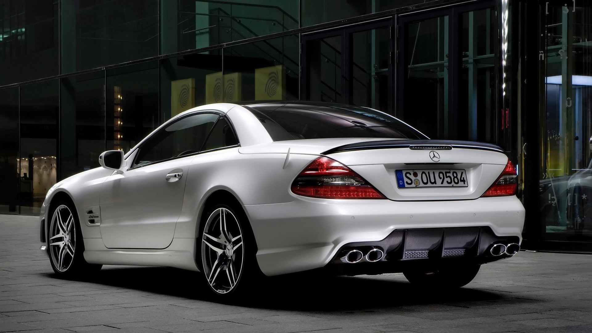 Mercedes-Benz-SL63-AMG-Wallpaper